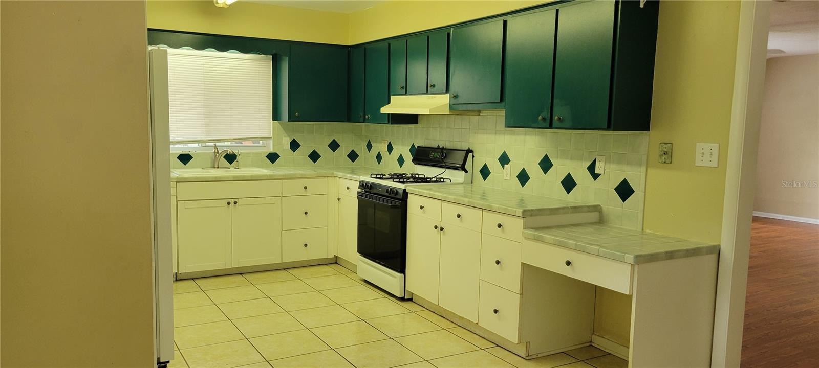 Image 3 of 34 For 2201 36th Drive