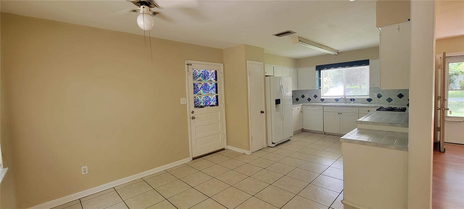 Image 6 of 34 For 2201 36th Drive