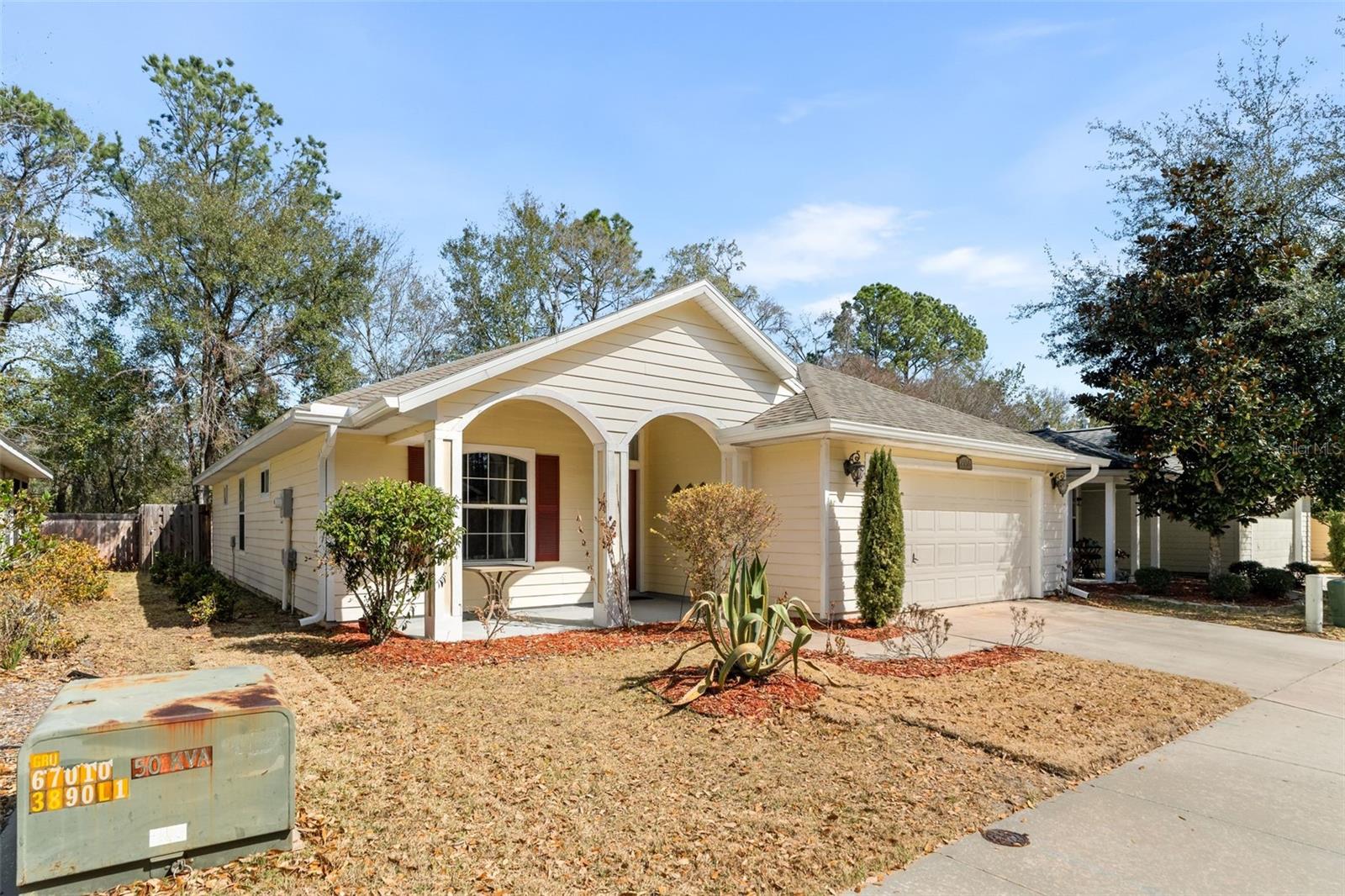 Image 2 of 41 For 2156 52 Place