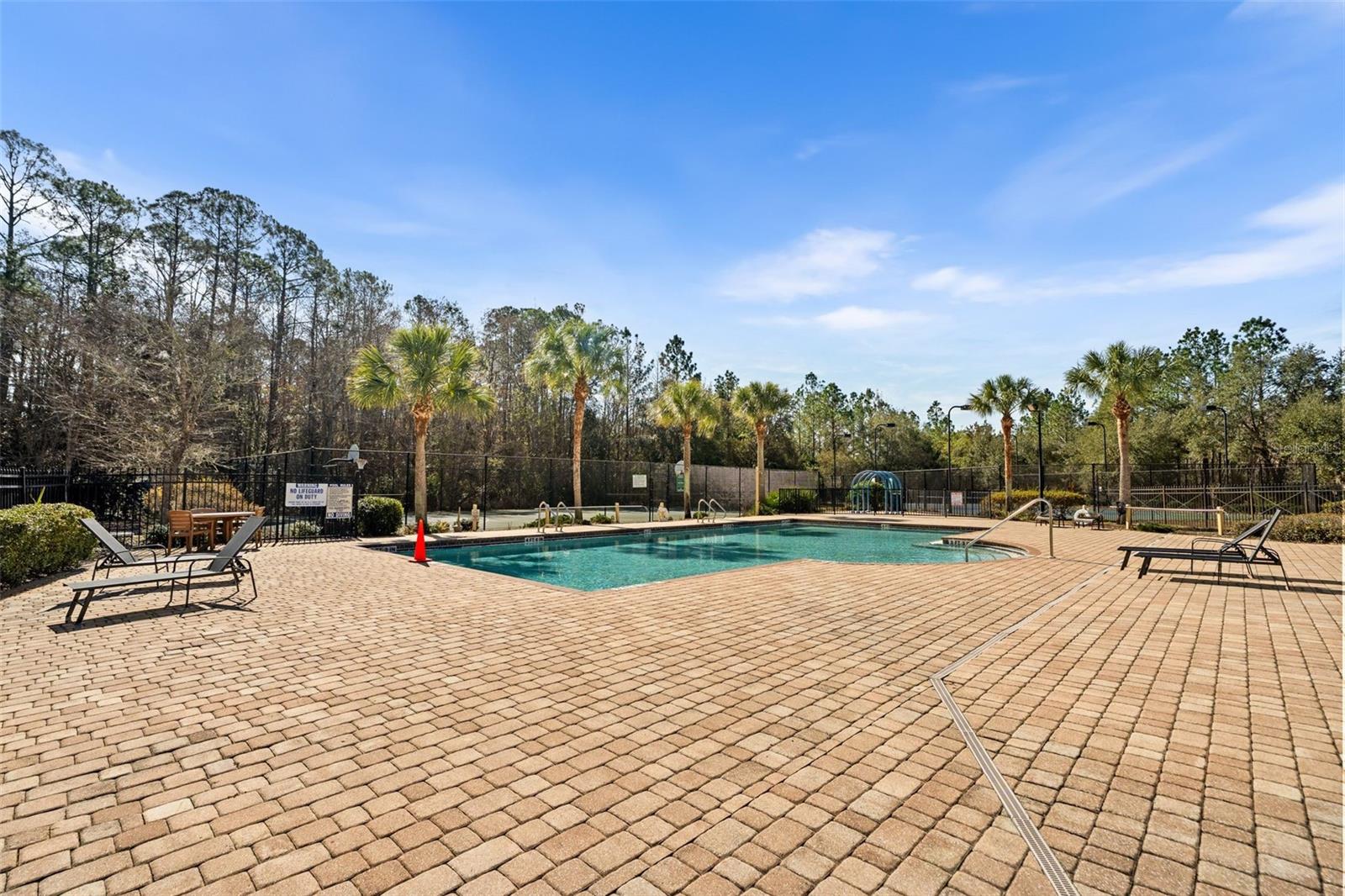 Image 35 of 41 For 2156 52 Place