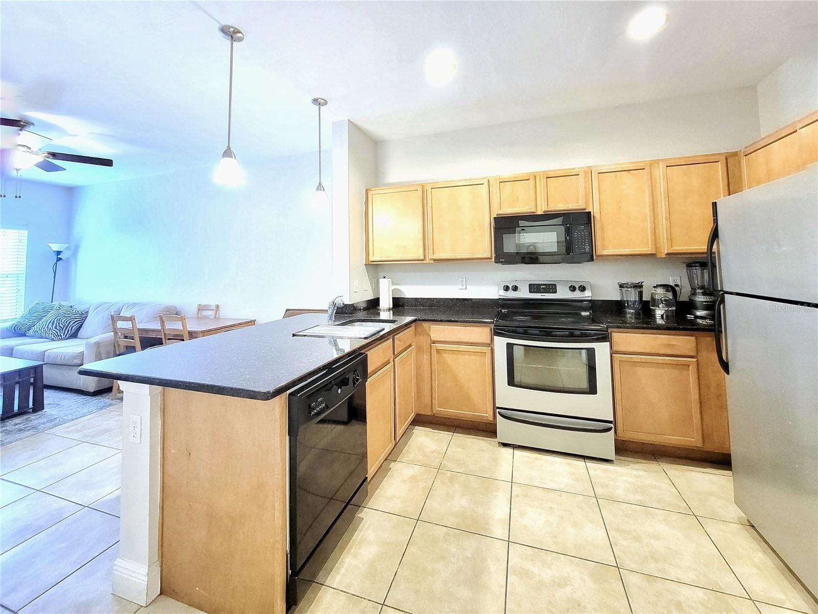 Image 11 of 25 For 2946 35th Place 44