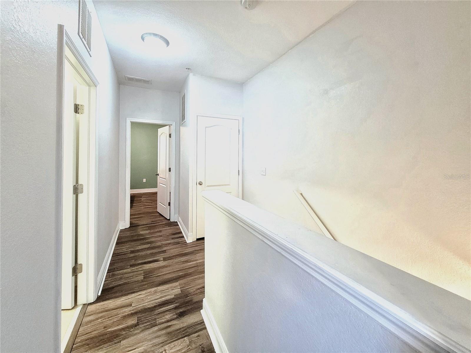 Image 21 of 25 For 2946 35th Place 44