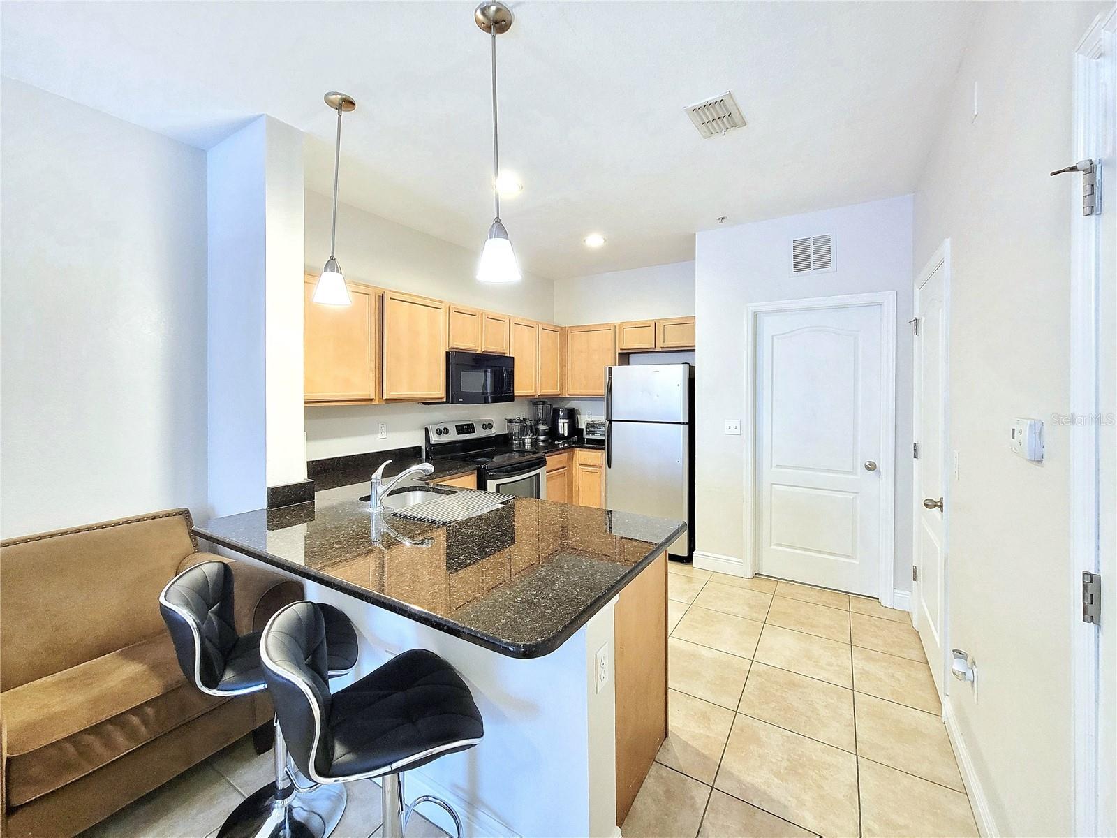 Image 9 of 25 For 2946 35th Place 44