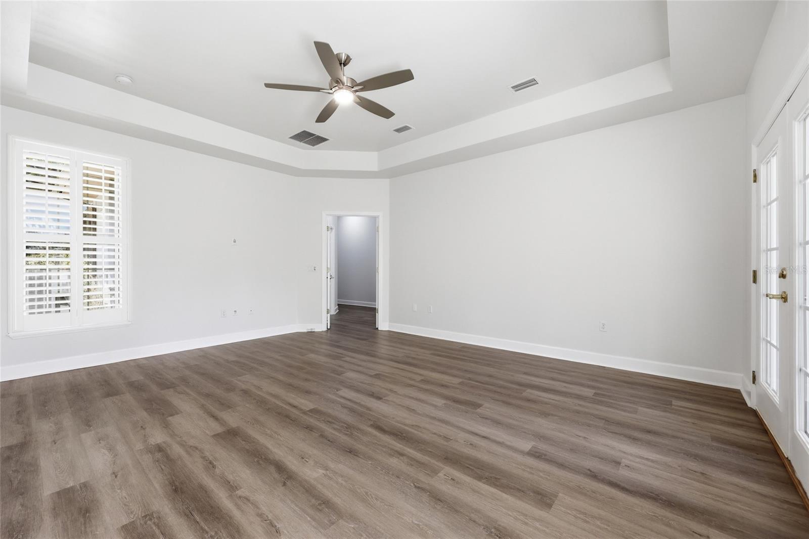 Image 19 of 47 For 9510 59th Lane