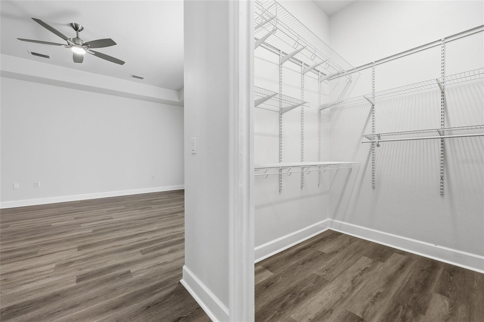 Image 21 of 47 For 9510 59th Lane