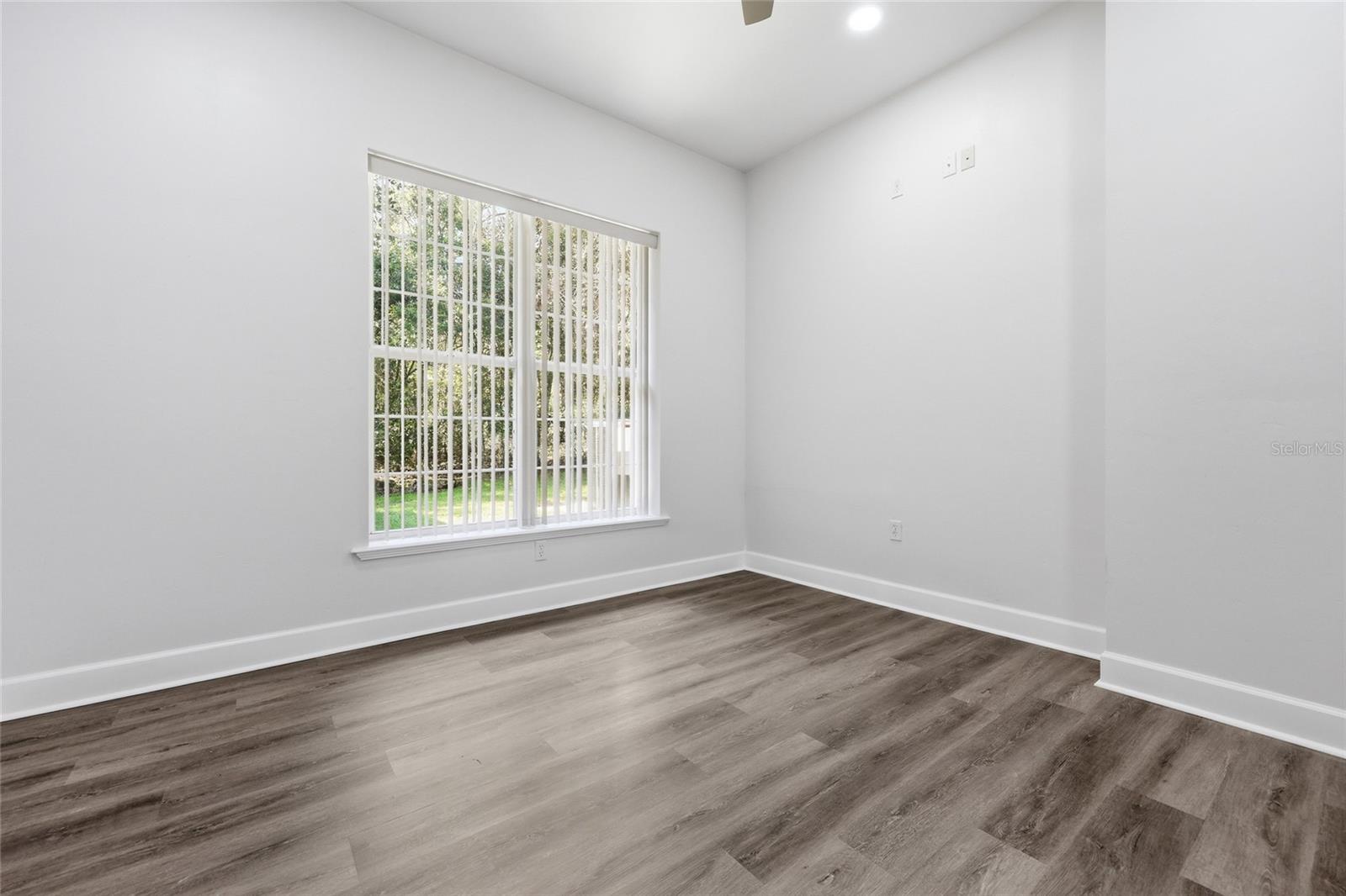 Image 30 of 47 For 9510 59th Lane