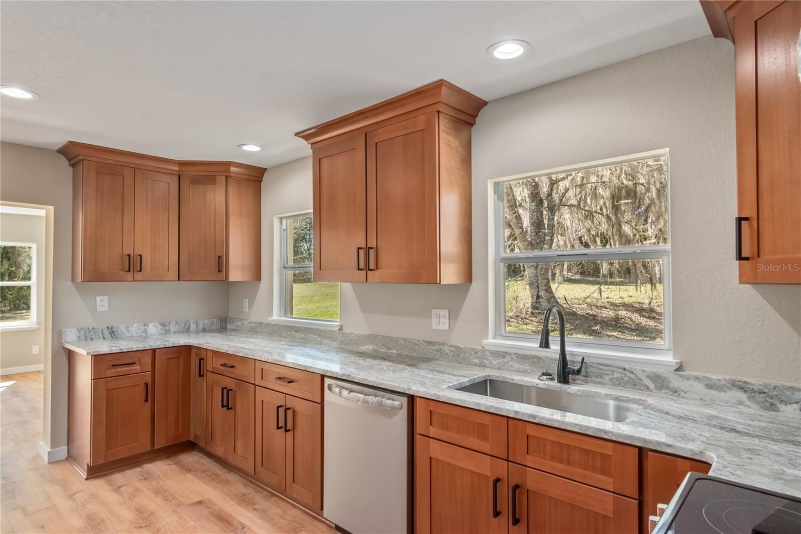 Image 11 of 39 For 983 County Road 21