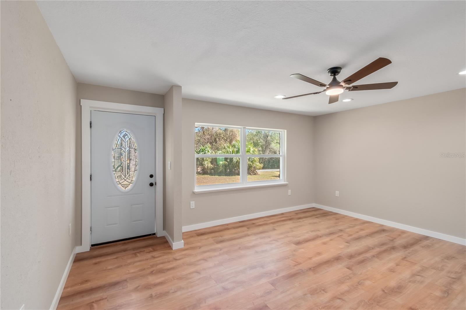 Image 18 of 39 For 983 County Road 21