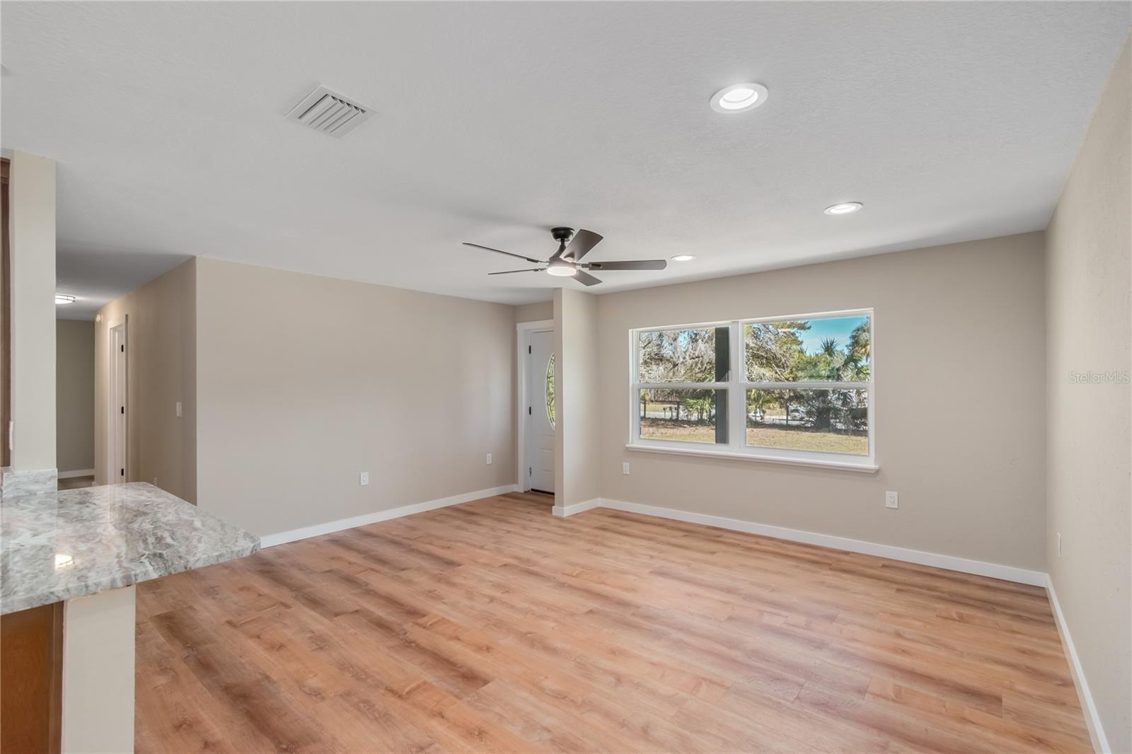 Image 19 of 39 For 983 County Road 21