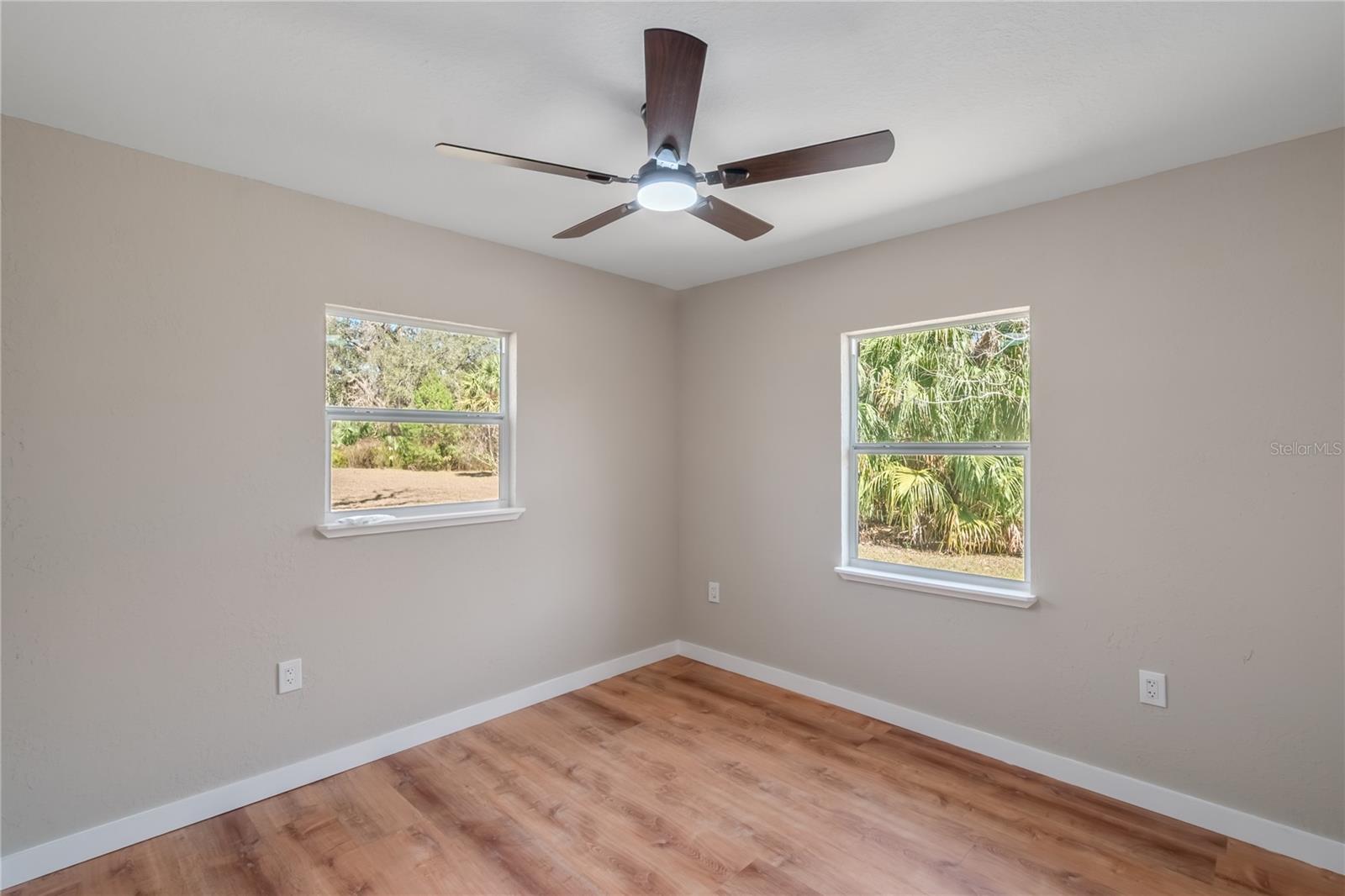 Image 20 of 39 For 983 County Road 21