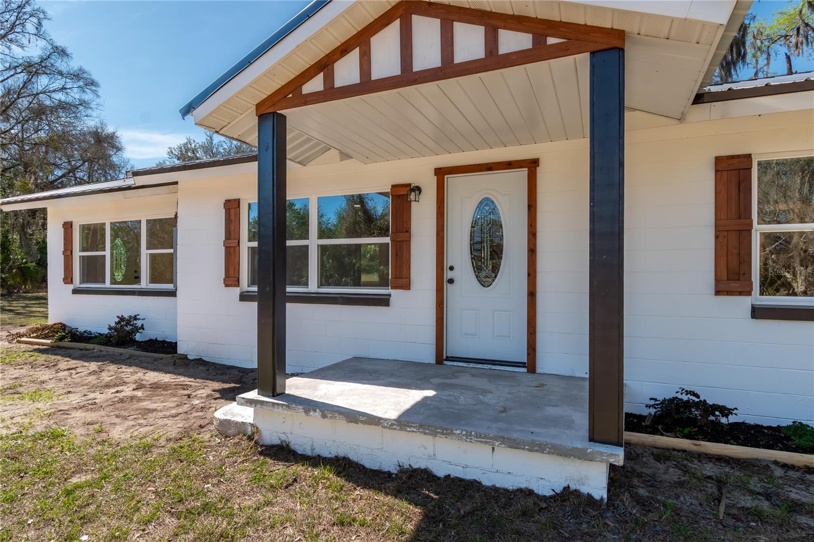 Image 4 of 39 For 983 County Road 21