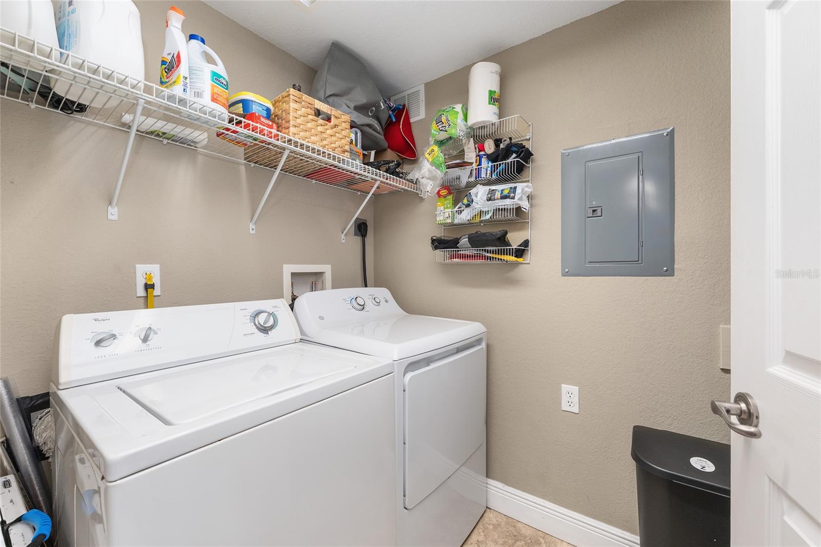 Image 21 of 23 For 1460 3rd Place 212