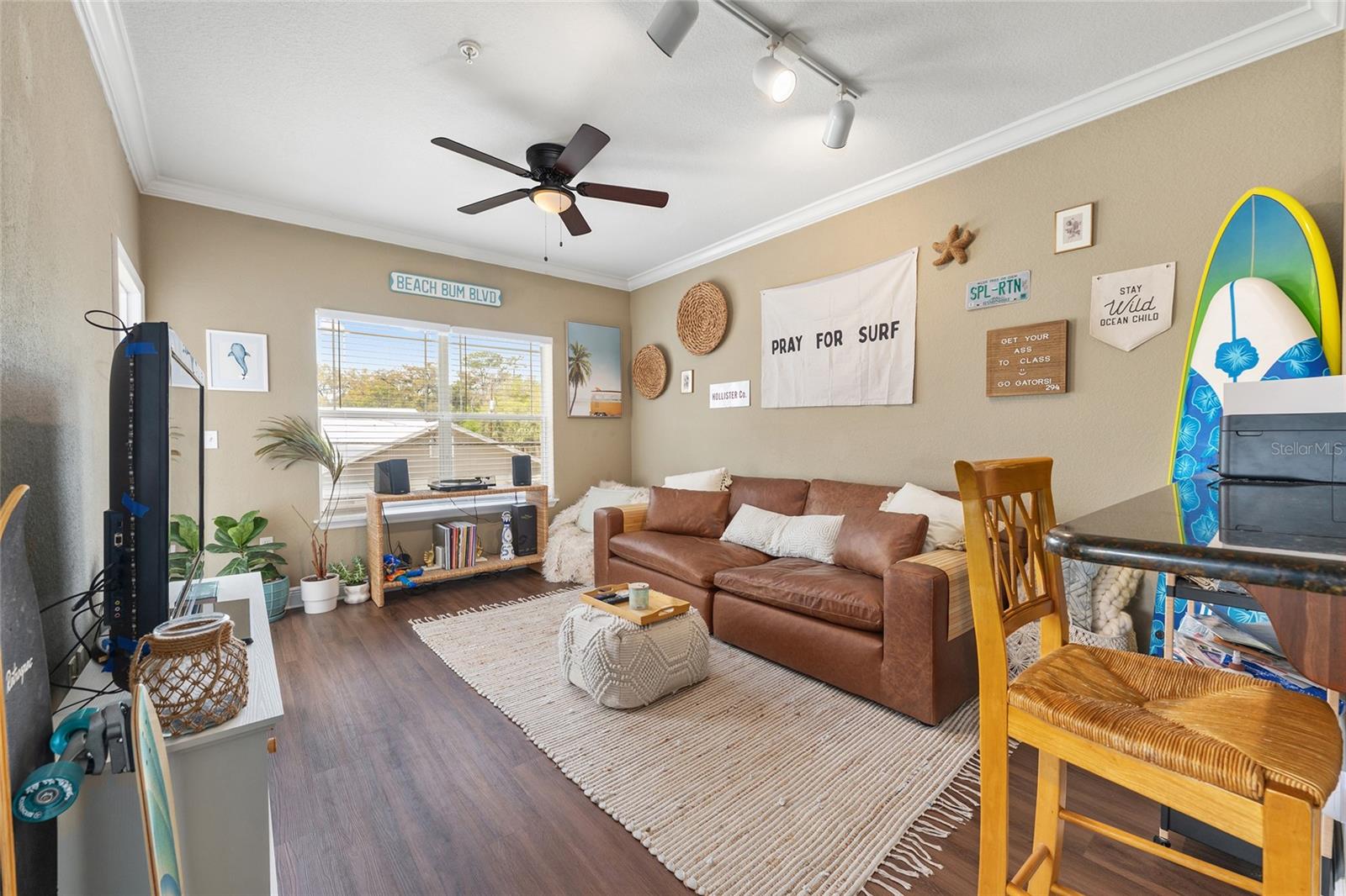 Image 3 of 23 For 1460 3rd Place 212