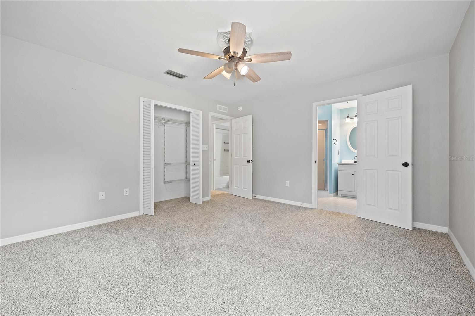 Image 18 of 40 For 304 Whiting Street