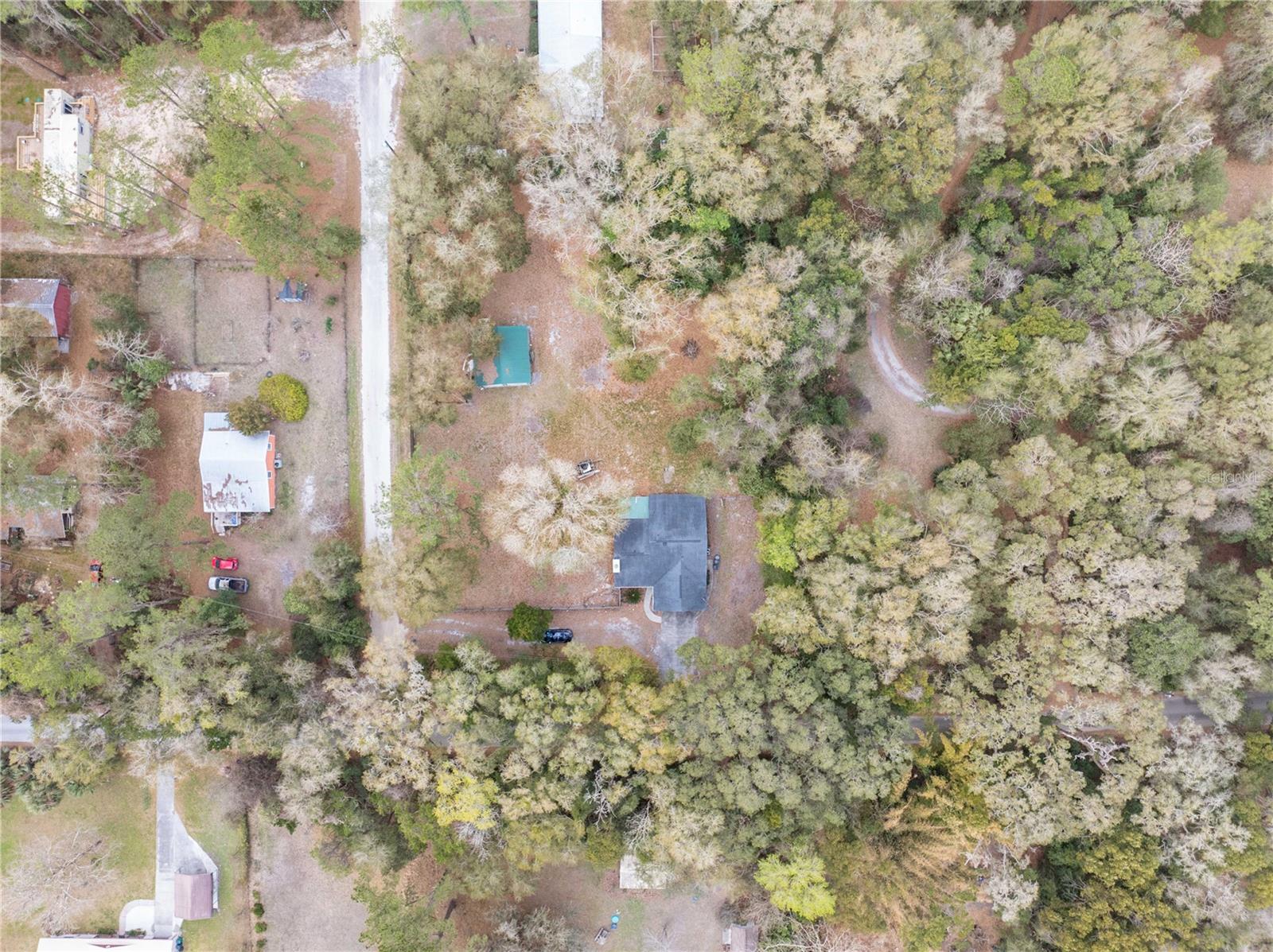 Image 25 of 40 For 304 Whiting Street