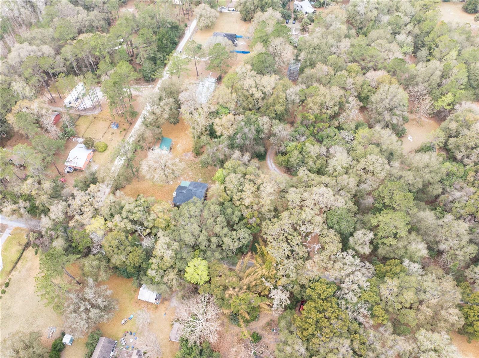 Image 28 of 40 For 304 Whiting Street