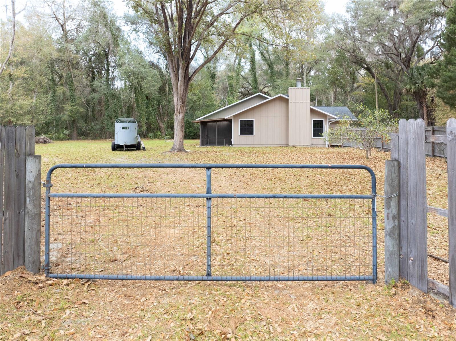 Image 31 of 40 For 304 Whiting Street