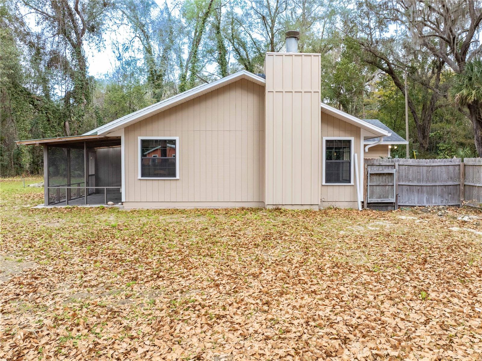 Image 34 of 40 For 304 Whiting Street