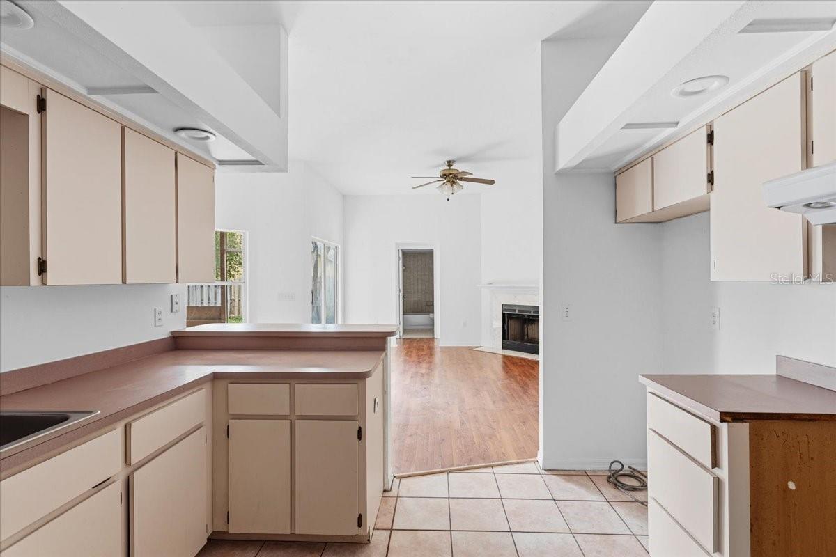 Image 19 of 30 For 6714 34th Drive