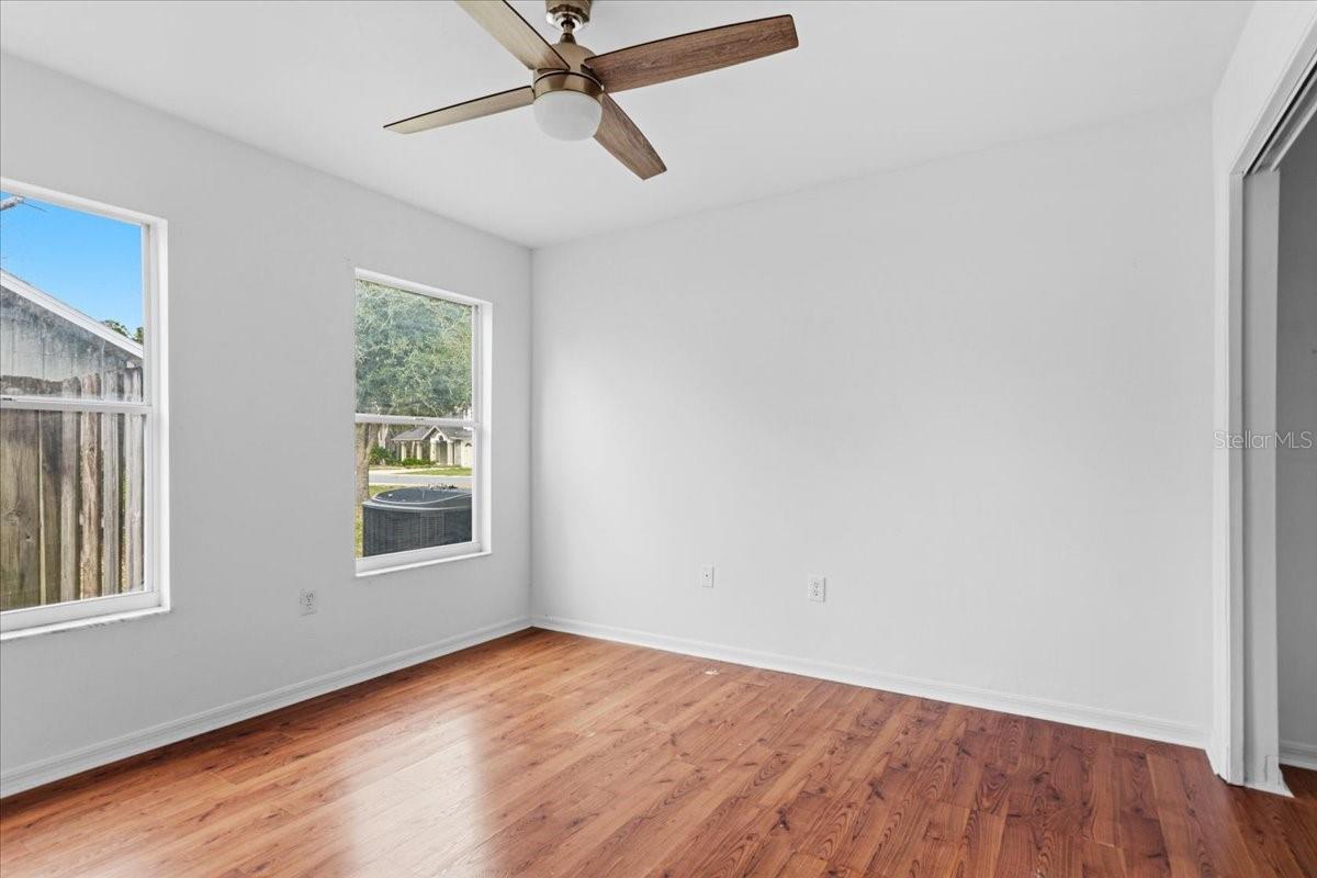 Image 21 of 30 For 6714 34th Drive