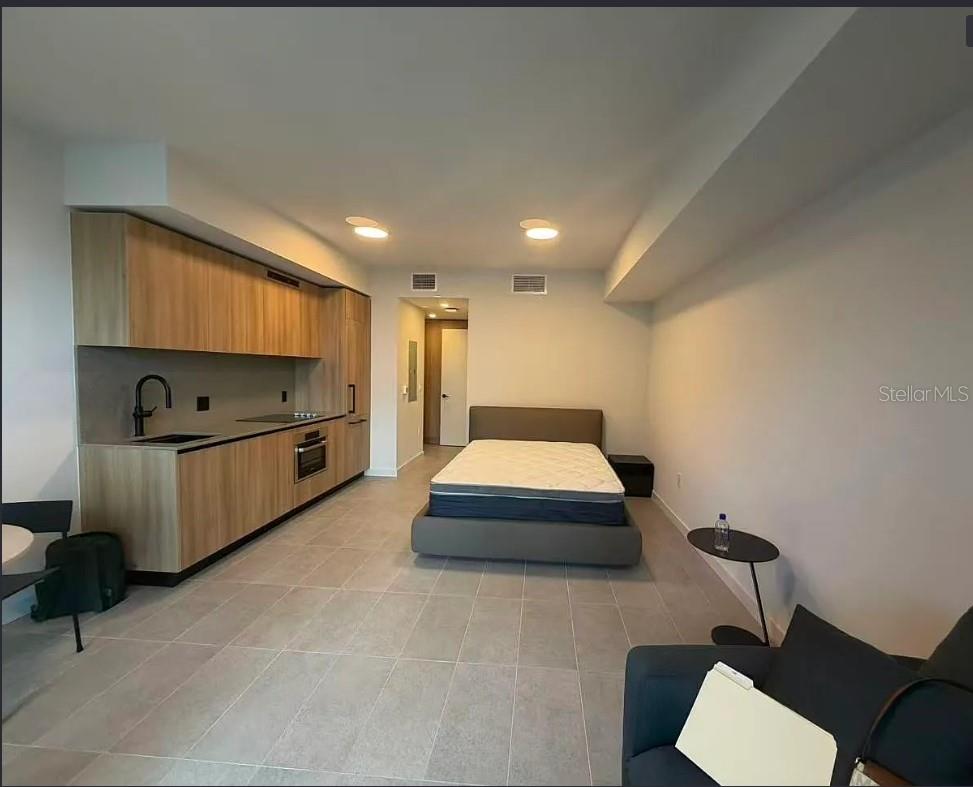 Image 5 of 13 For 121 5th Street 1500