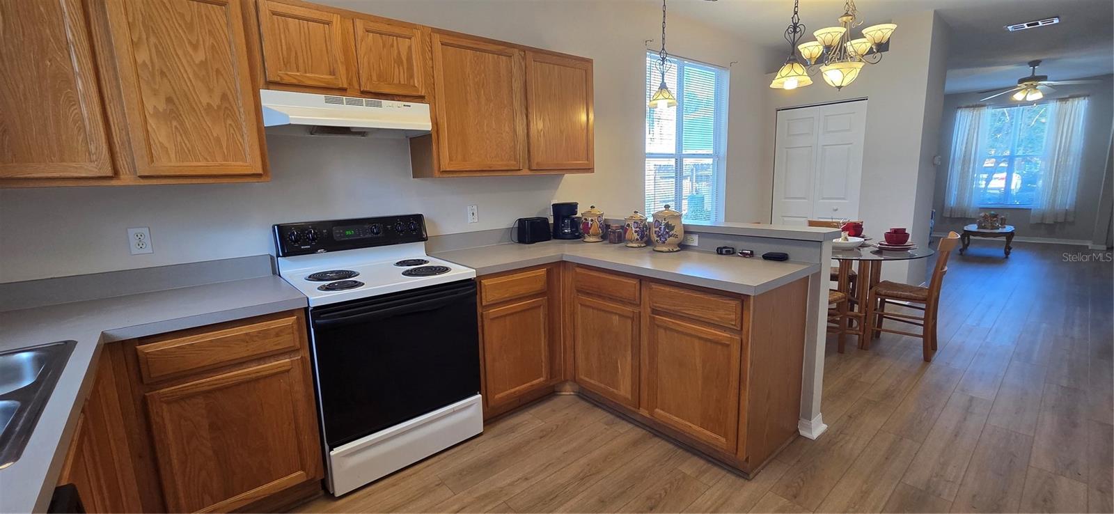 Image 10 of 29 For 3970 20th Avenue 912