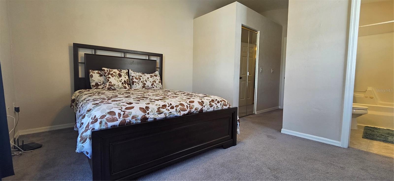 Image 22 of 29 For 3970 20th Avenue 912