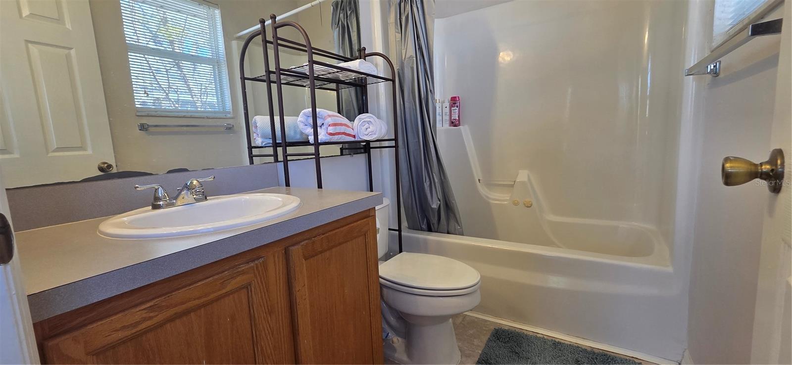 Image 23 of 29 For 3970 20th Avenue 912