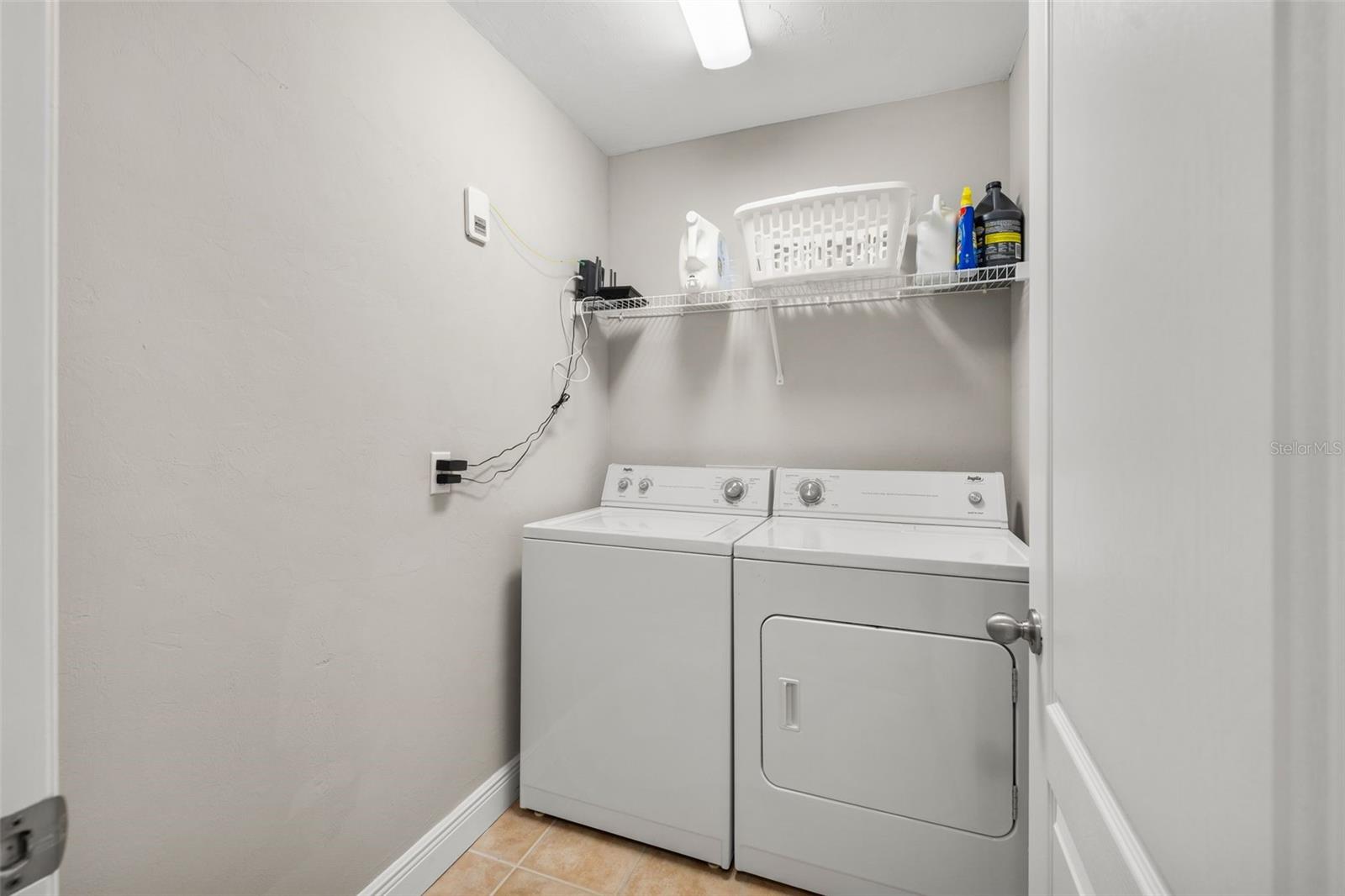 Image 13 of 22 For 2964 Sw 35th Place 71