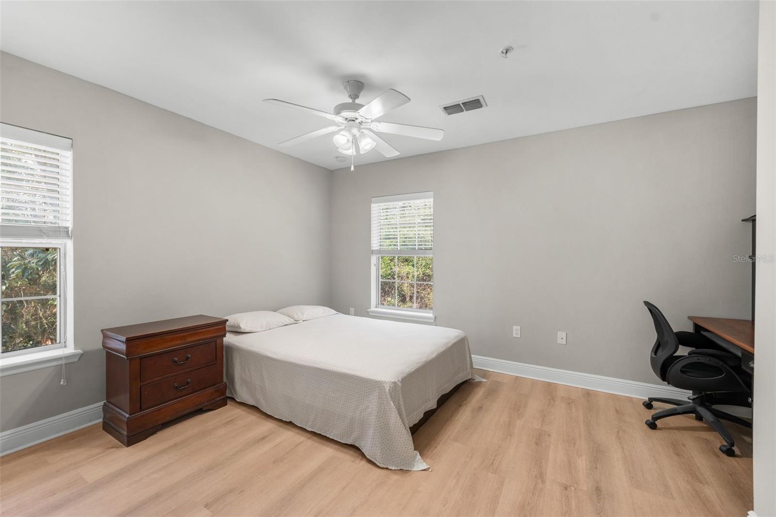 Image 14 of 22 For 2964 Sw 35th Place 71