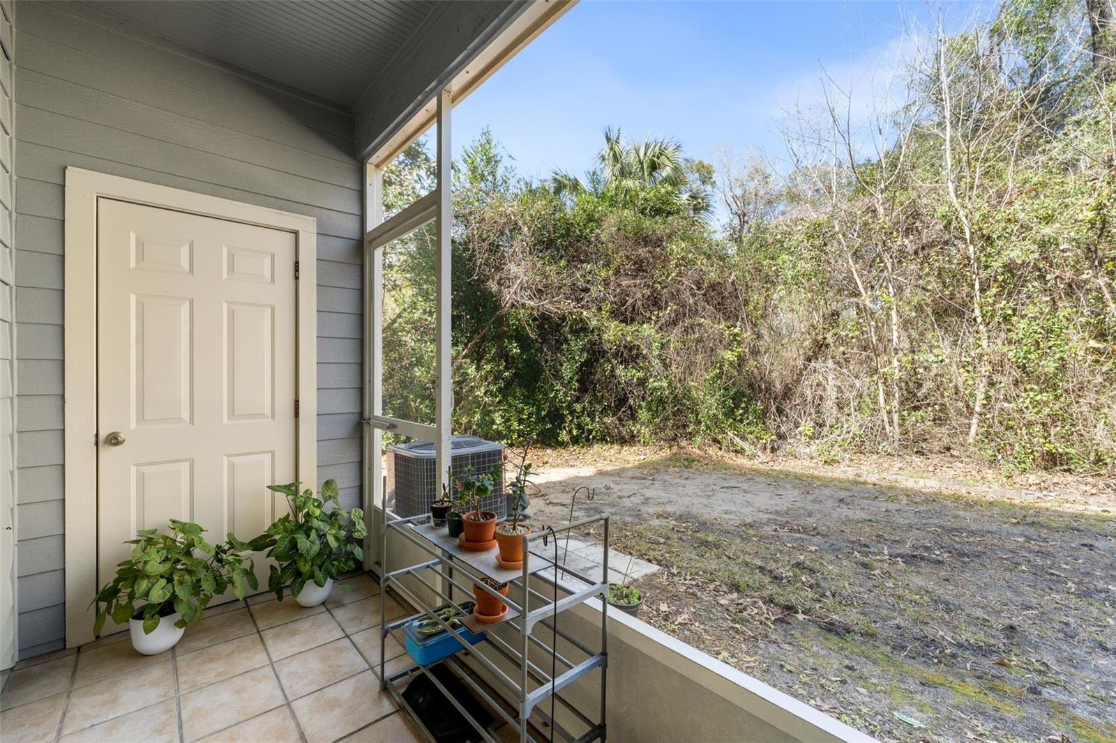 Image 20 of 22 For 2964 Sw 35th Place 71