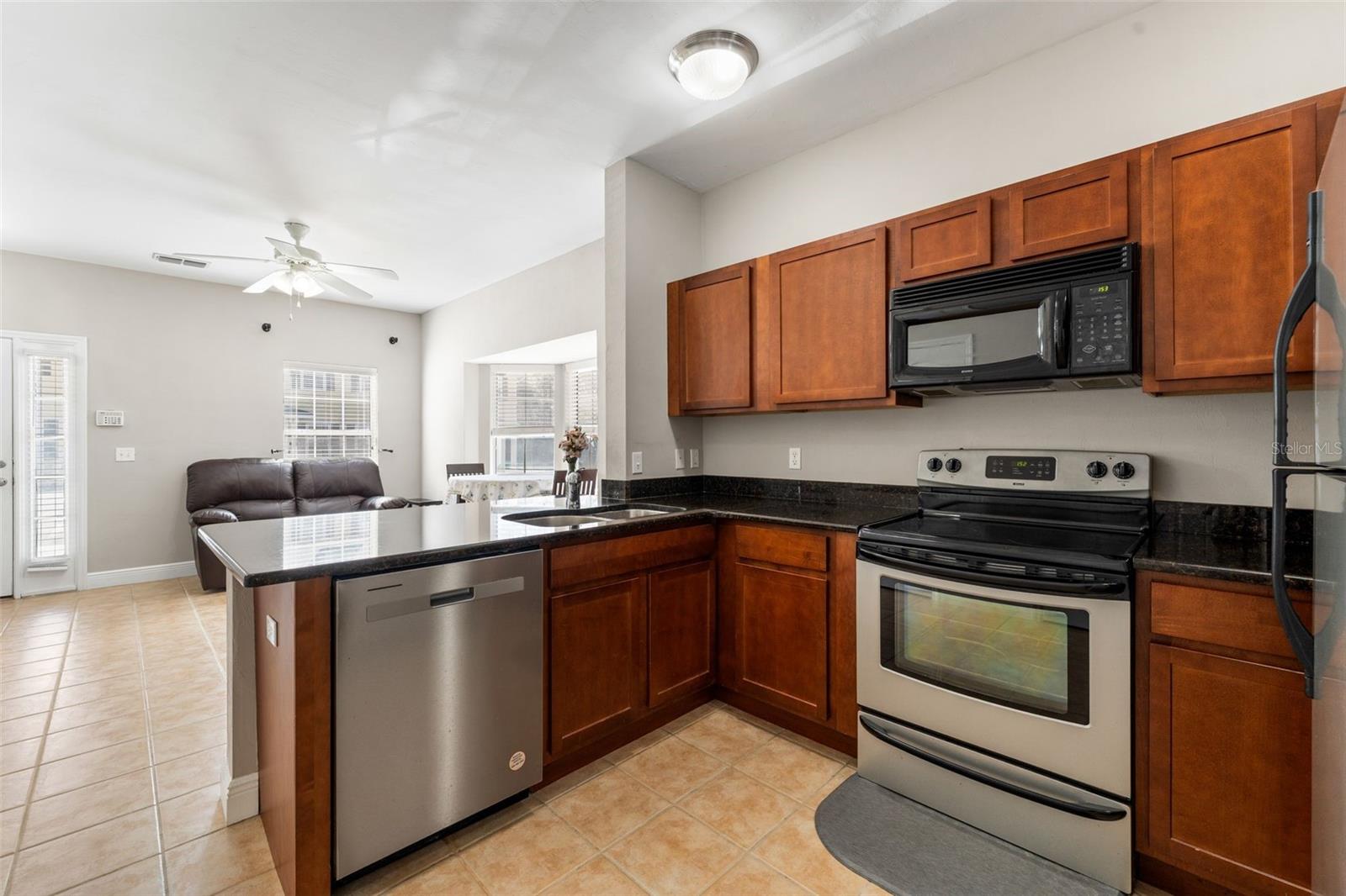 Image 8 of 22 For 2964 Sw 35th Place 71