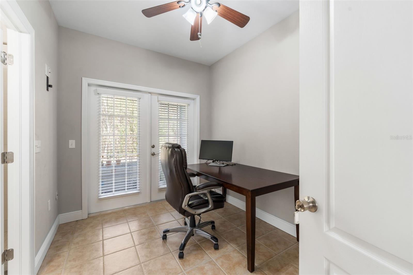 Image 9 of 22 For 2964 Sw 35th Place 71