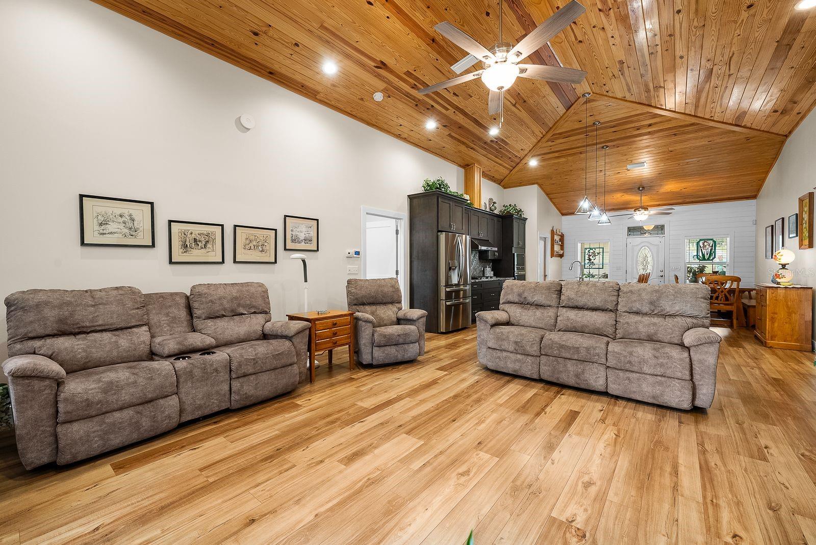 Image 12 of 44 For 8449 Lilly Lake Road