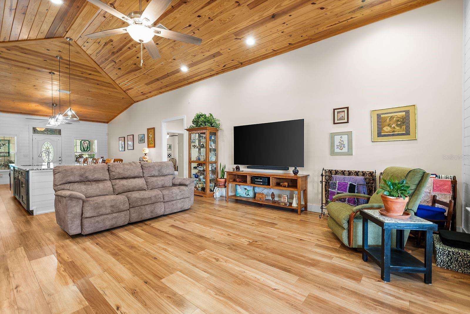 Image 13 of 44 For 8449 Lilly Lake Road