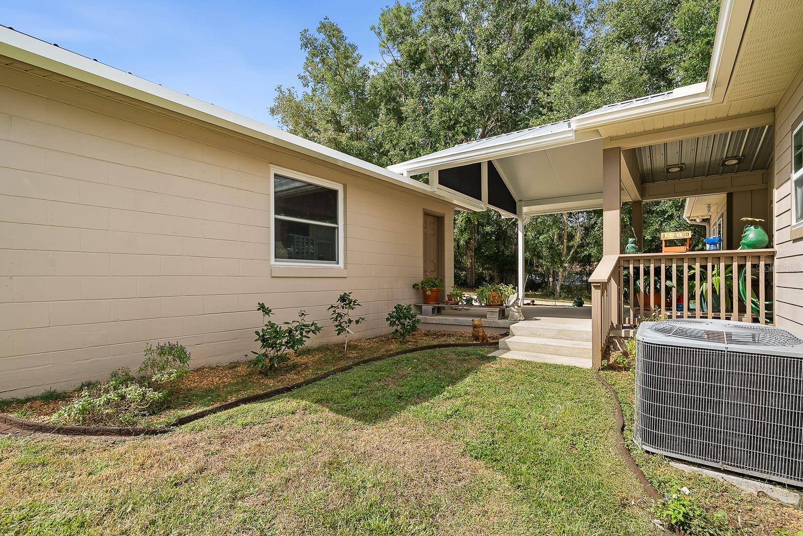 Image 36 of 44 For 8449 Lilly Lake Road