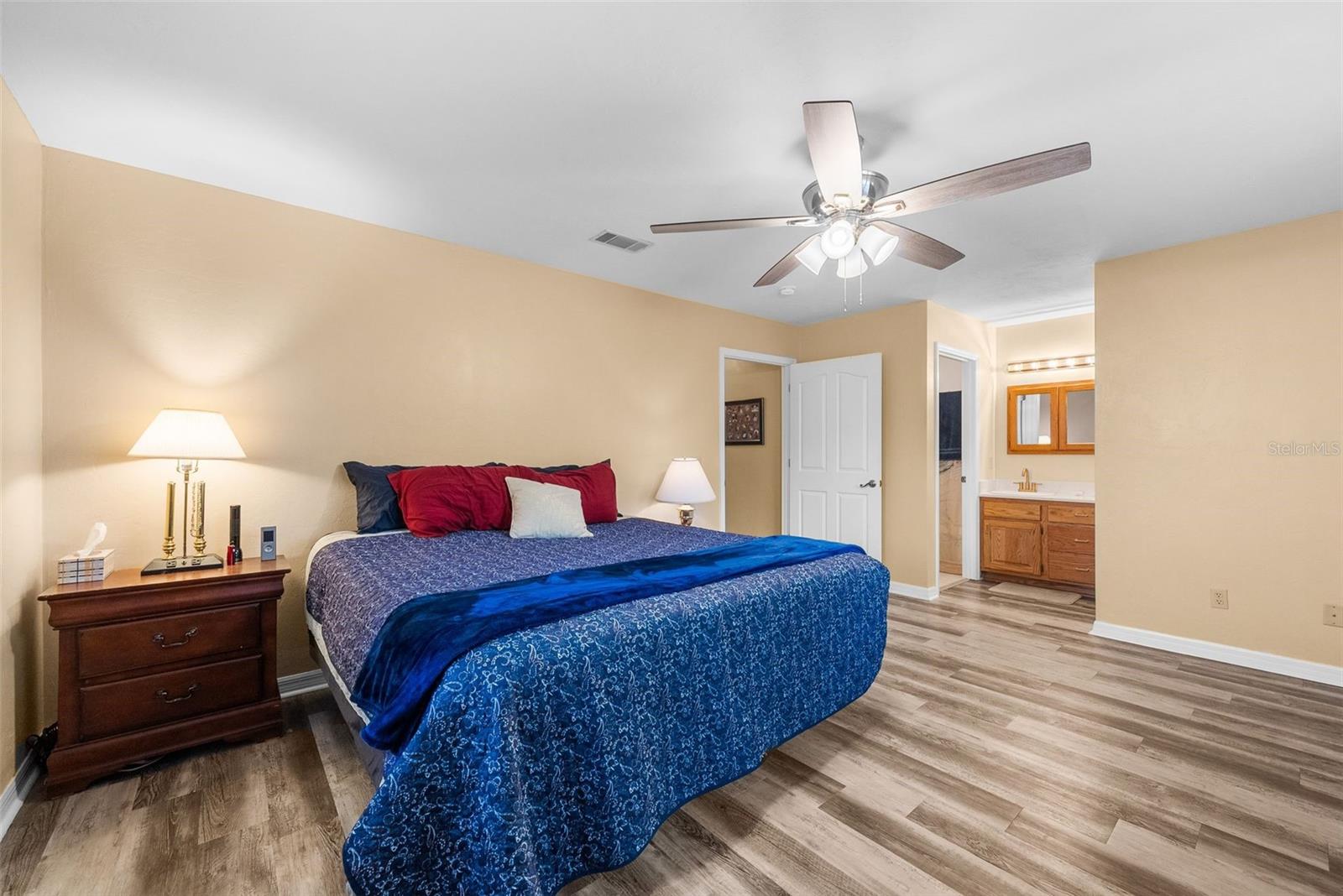 Listing photo id 21 for 244 Loblolly Place