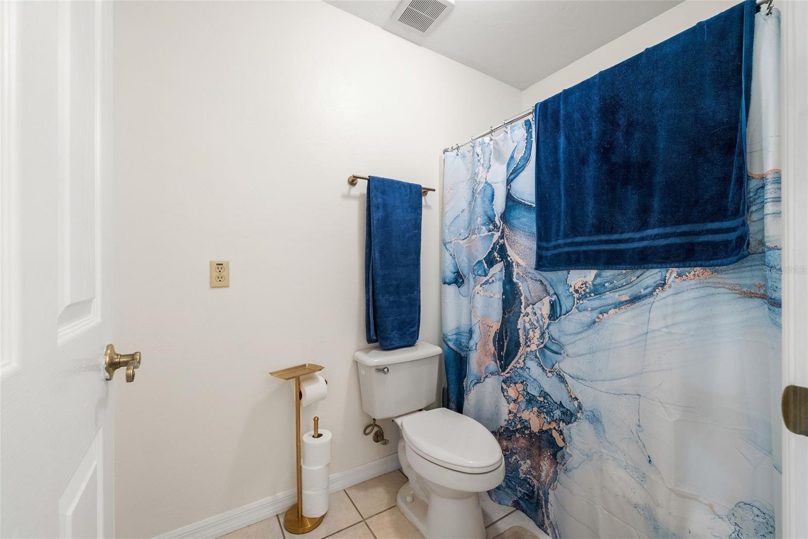 Listing photo id 24 for 244 Loblolly Place