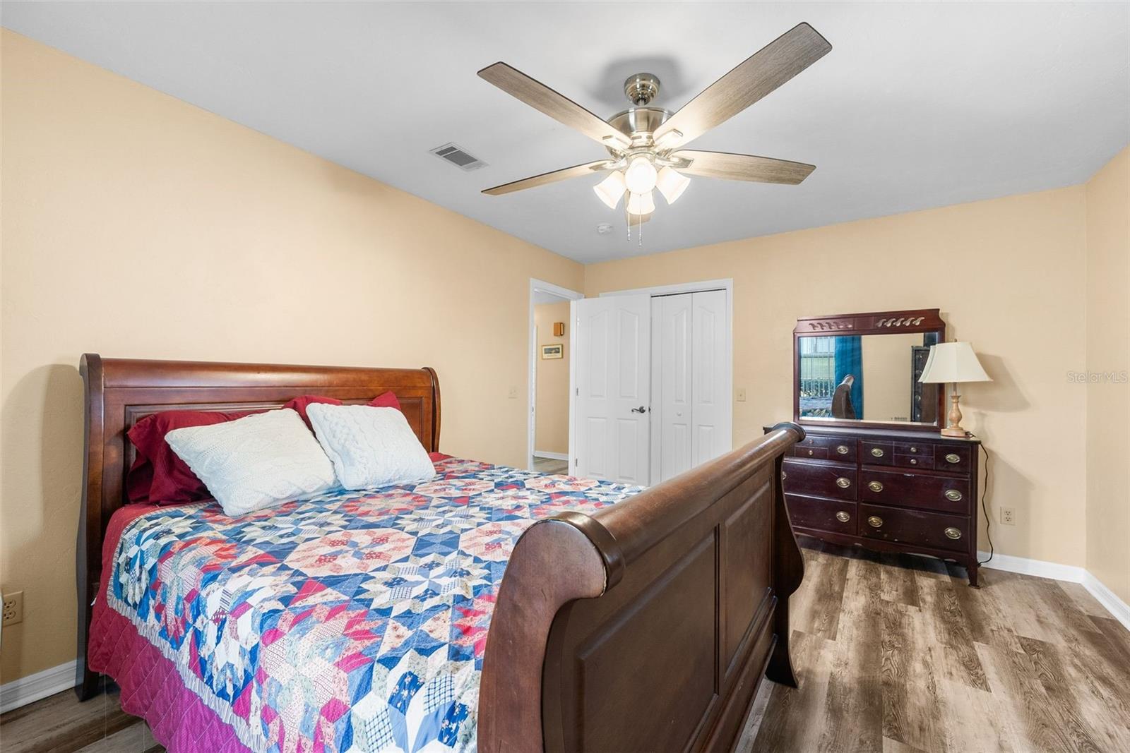 Listing photo id 25 for 244 Loblolly Place