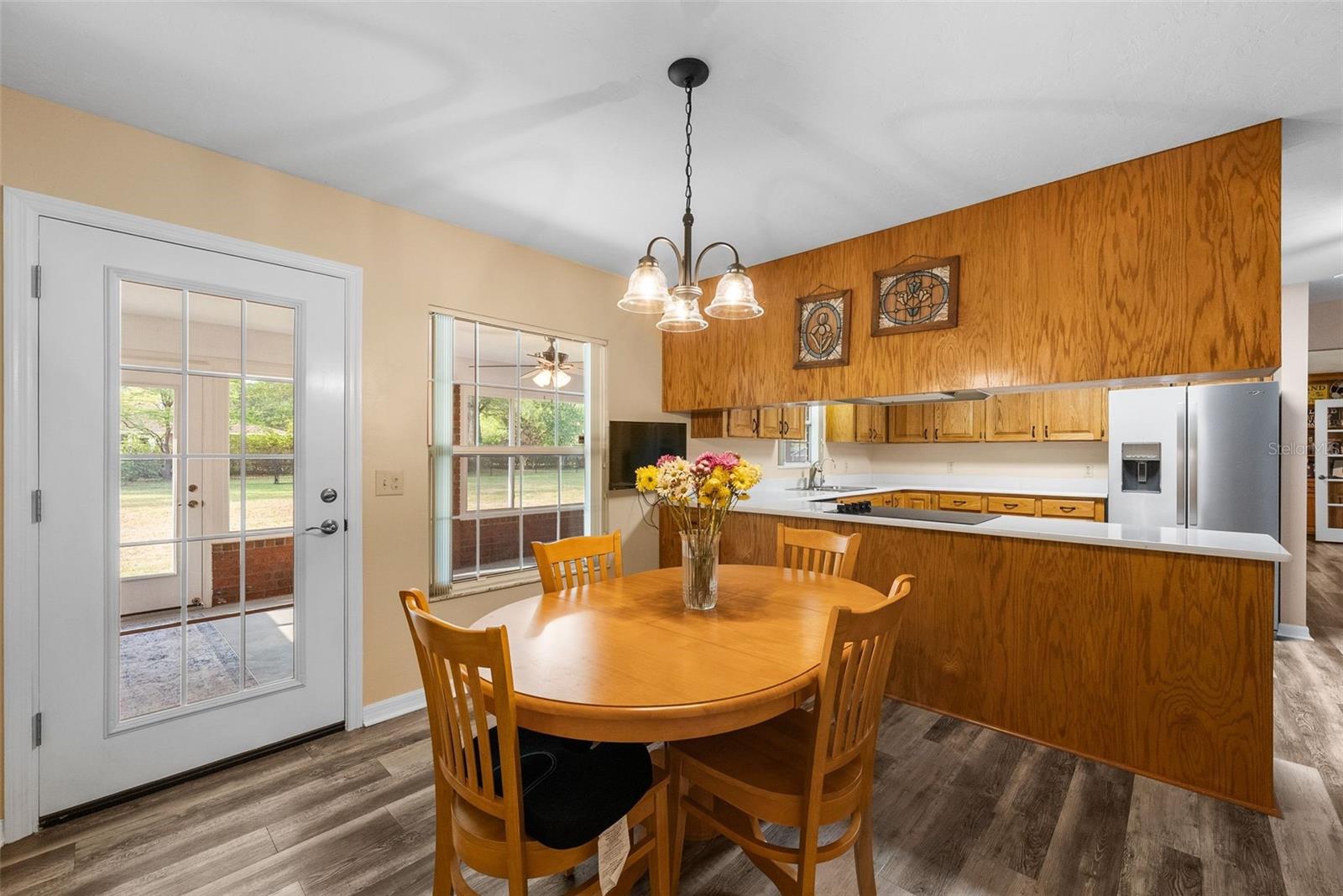 Listing photo id 6 for 244 Loblolly Place