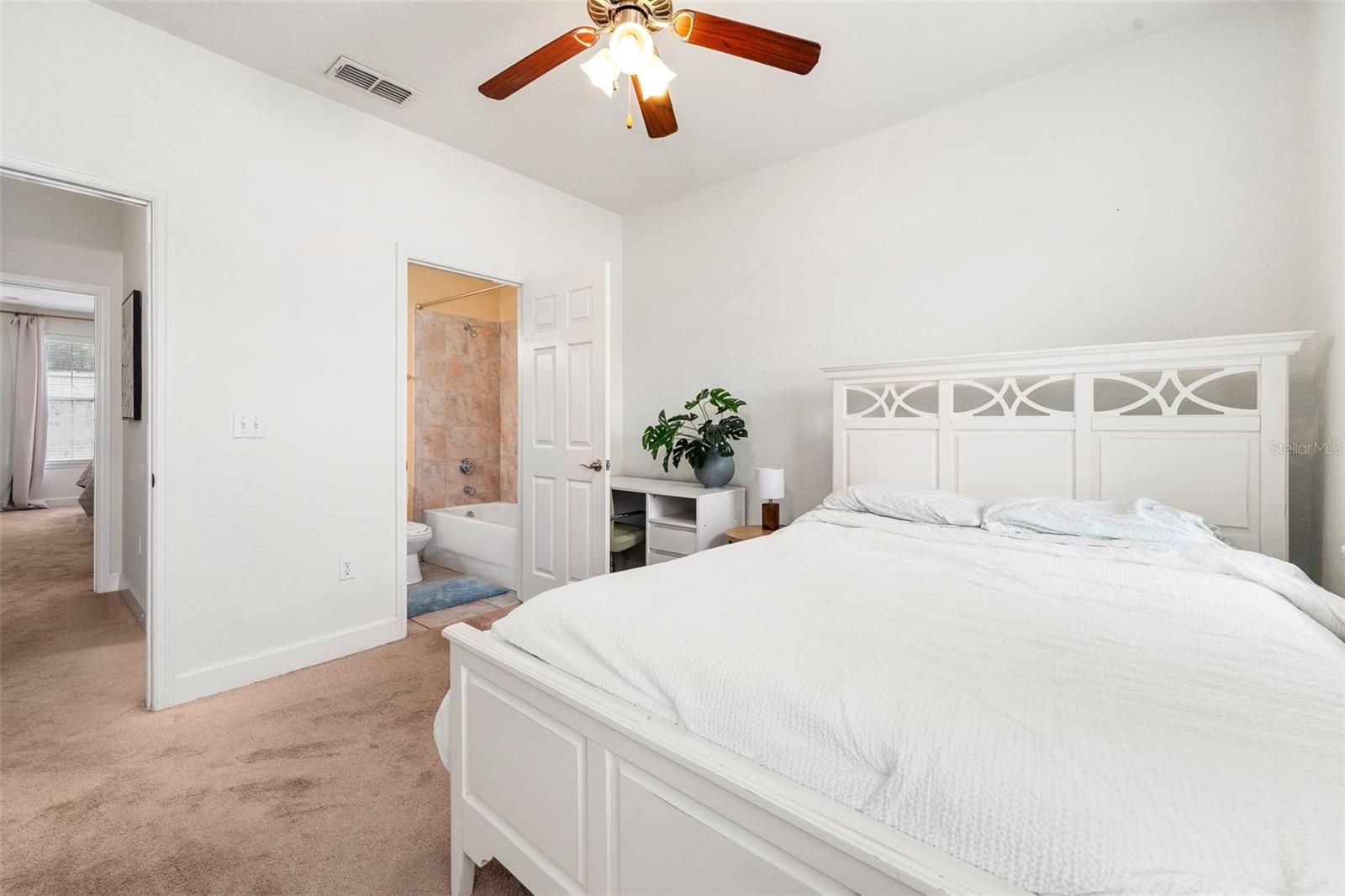 Image 16 of 38 For 2508 35th Place V130