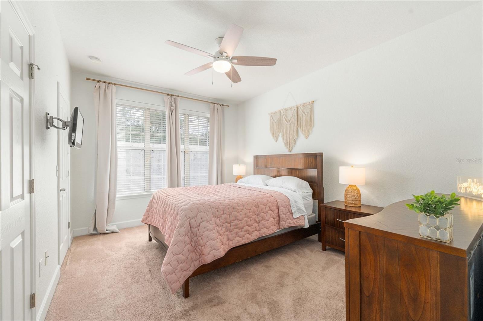 Image 18 of 38 For 2508 35th Place V130