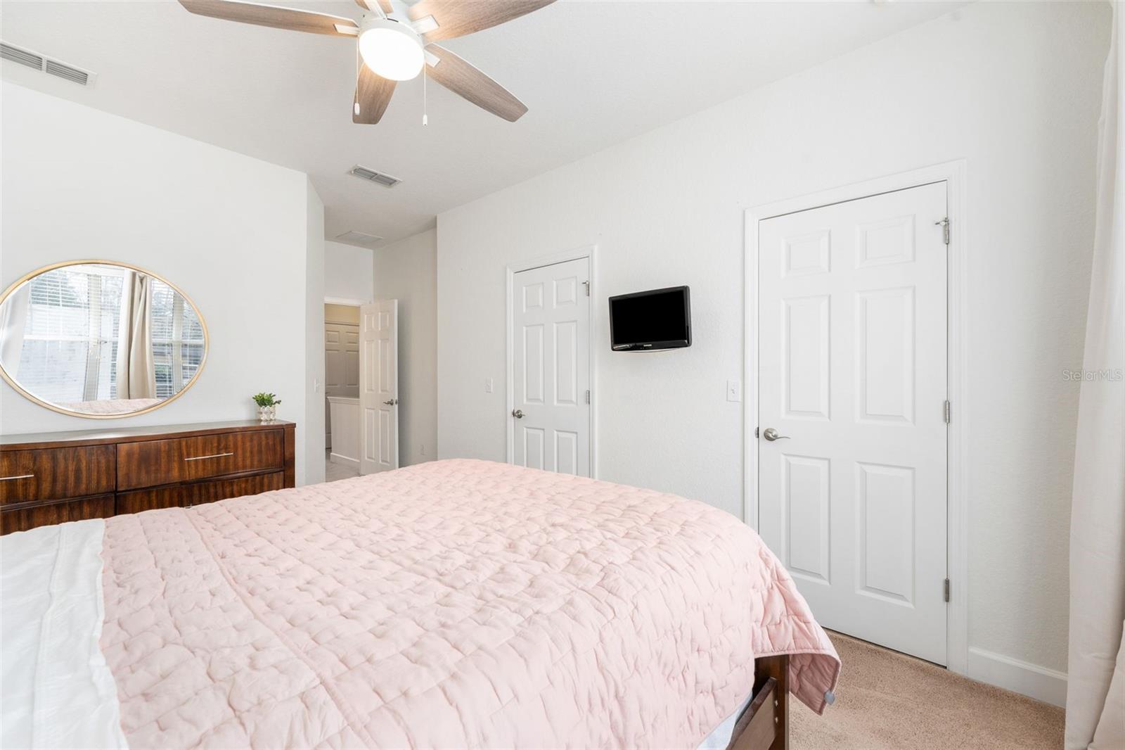 Image 19 of 38 For 2508 35th Place V130