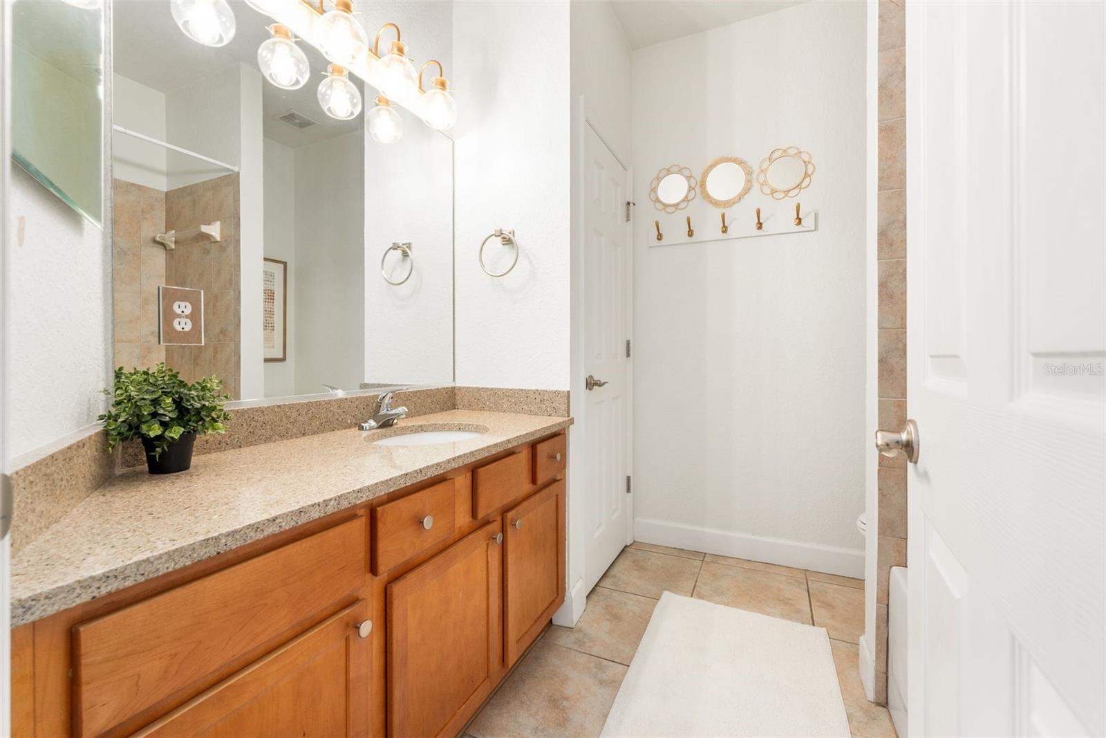 Image 20 of 38 For 2508 35th Place V130