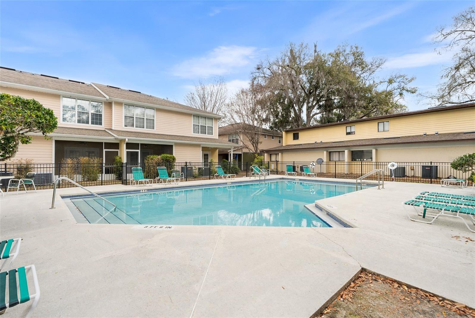 Image 25 of 38 For 2508 35th Place V130