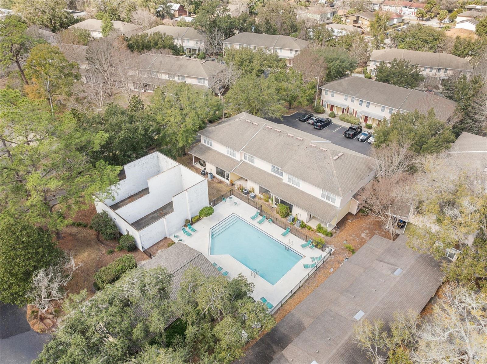 Image 34 of 38 For 2508 35th Place V130