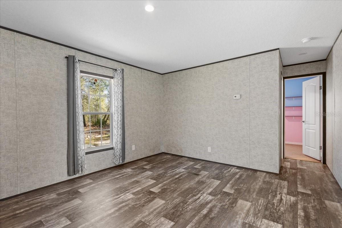 Image 10 of 31 For 11061 65th Lane