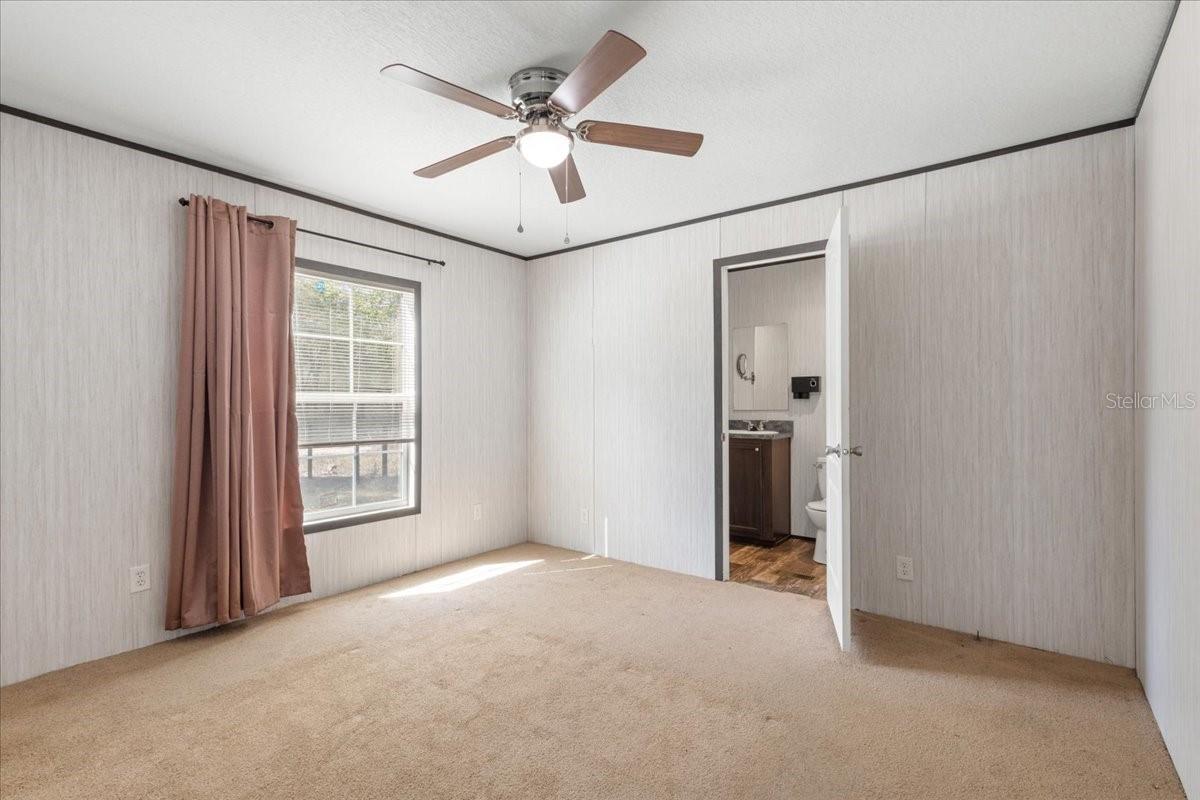 Image 16 of 31 For 11061 65th Lane