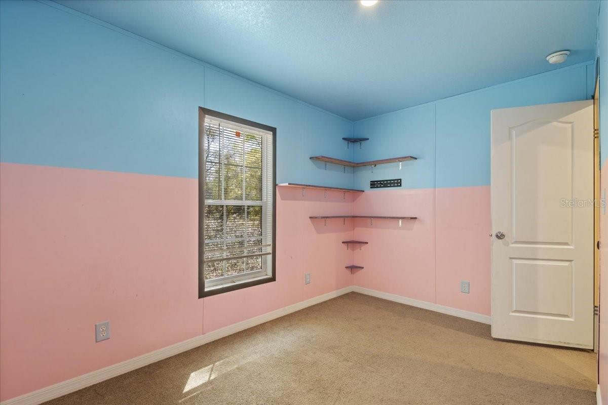 Image 23 of 31 For 11061 65th Lane