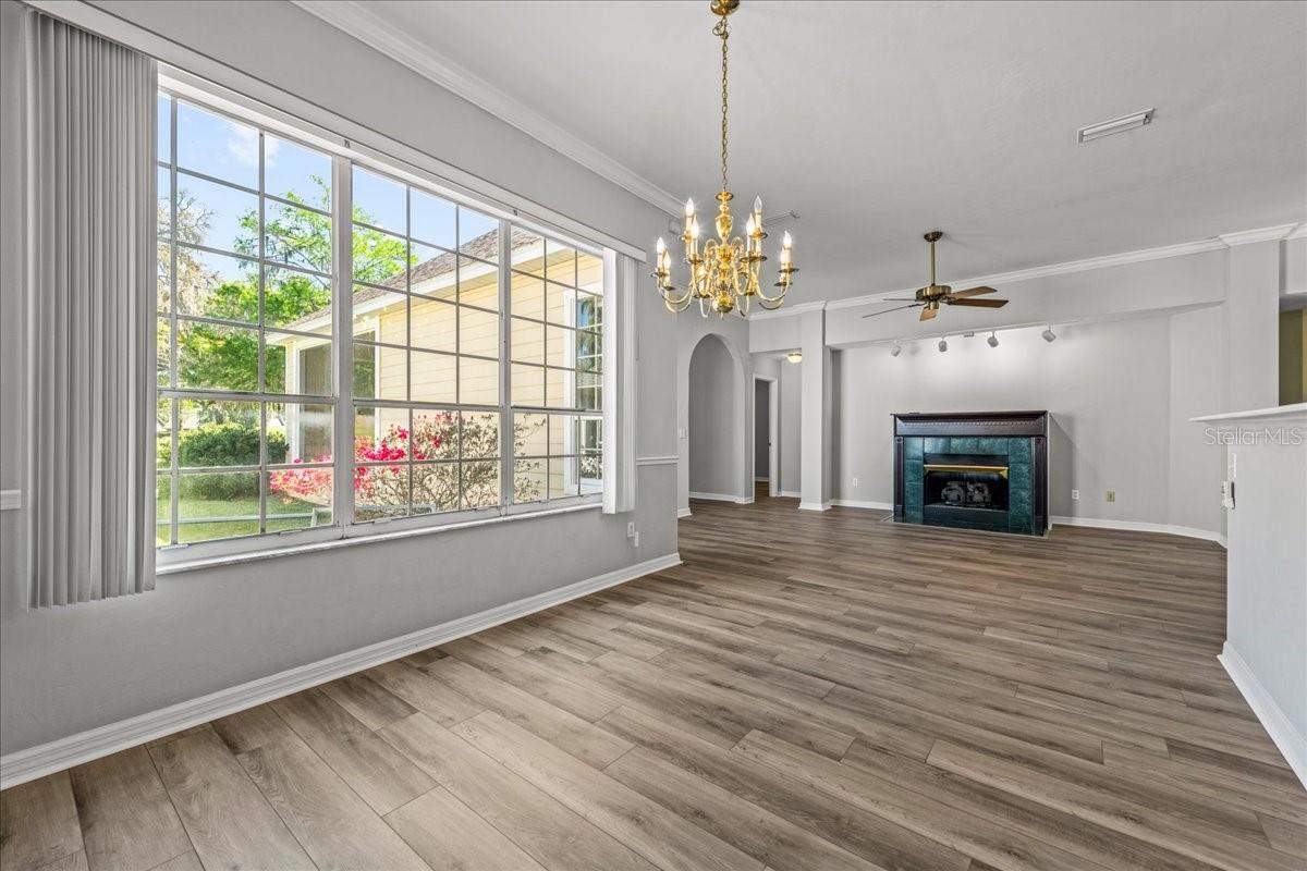 Image 15 of 32 For 11737 Creek Drive